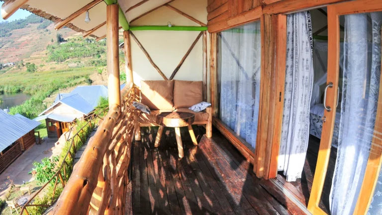 Lake Bunyonyi Rock Resort